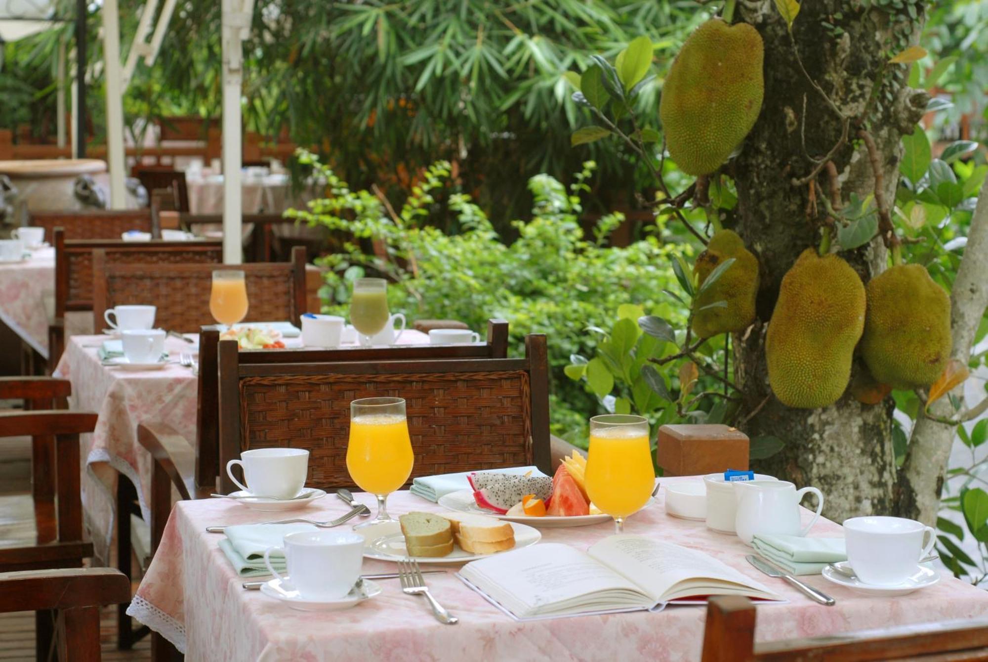 Narada Resort & Spa Qixian Mount Baoting Restoran gambar